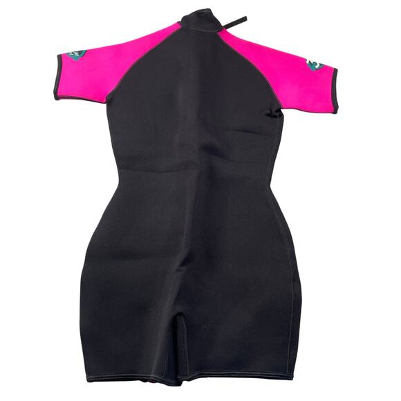 Henderson Women's Pink and Black Shorty Wetsuit - Picture 4 of 10